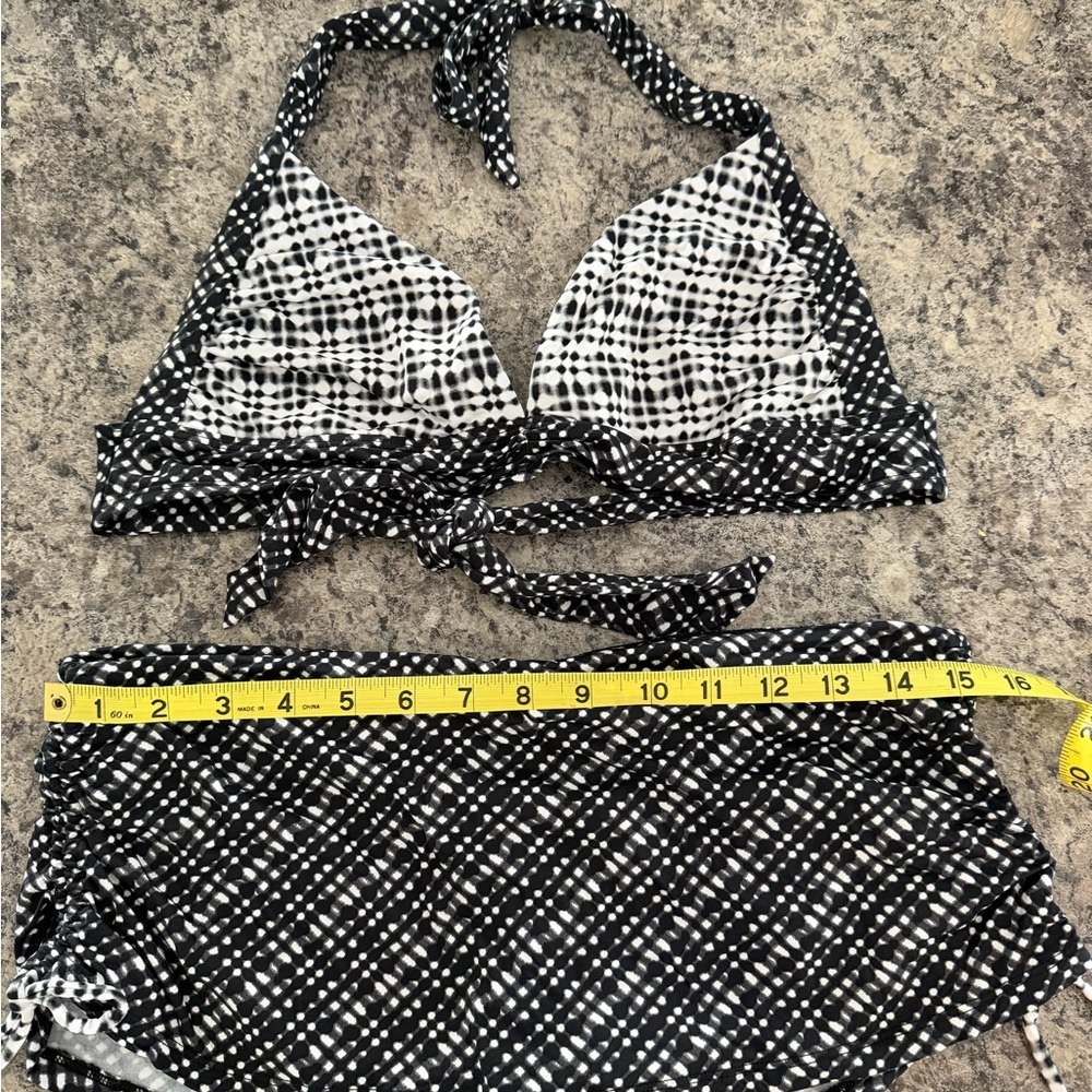 Athleta Black and White Patterned Swimwear